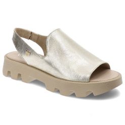 Złote Sandały Chebello Stylowe Obuwie Damskie. Żółte sandały damskie CheBello, bez wzorów, bez obcasa. Za 349.00 zł.