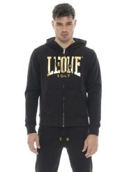 Męska zimowa bluza z kapturem zapinana na zamek z dużym złotym logo Leone 1947. Czarne bluzy sportowe męskie LEONE 1947 APPAREL, na zimę, bez wzorów, z bawełny, bez kołnierzyka, bez ramiączek. Za 353.64 zł.