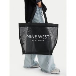 Torebka Nine West. Czarne torebki klasyczne damskie Nine West, bez wzorów, bez dodatków. Za 79.99 zł.