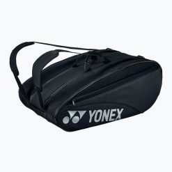 Torba tenisowa YONEX Team Racquet Bag 12R. Czarne torebki klasyczne damskie YONEX, bez wzorów, bez dodatków. Za 459.99 zł.