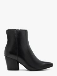 Czarne botki ze skóry licowej na obcasie. Czarne botki damskie Ryłko, ze skóry, eleganckie, za kostkę, bez obcasa, na obcasie, bez zapięcia. Za 449.99 zł.