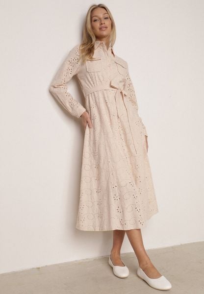 Beżowa Bawełniana Sukienka z Ażurowym Wzorem i Paskiem Noviellea. Brązowe sukienki damskie Born2be, l, z aplikacjami, z bawełny, eleganckie, bez kołnierzyka, bez ramiączek, koszulowe. Za 159.99 zł.