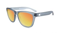 Okulary przeciwsłoneczne dla dorosłych - kategoria 3 z polaryzacją - Frosted. Białe okulary przeciwsłoneczne męskie KNOCKAROUND, prostokątne. Za 149.60 zł.