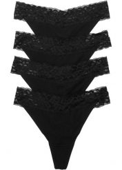 Stringi z bawełną (4 pary). Czarne stringi damskie bonprix, bez wzorów, z bawełny. Za 52.99 zł.
