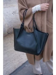Maison héritage PARIS Skórzany shopper bag "Ceto" w kolorze czarnym - 48 x 30 x 10 cm rozmiar: onesize. Czarne shopper bag damskie maison héritage PARIS, bez wzorów, z materiału, na ramię, bez dodatków. Za 359.95 zł.