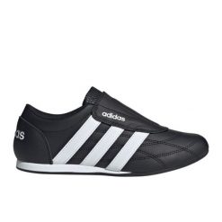 Buty adidas Tekwen W JS3871 czarne. Czarne buty sportowe na co dzień damskie bez wzorów, z gumy. Za 332.37 zł.