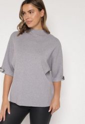 Szary Sweter Ozdobiony na Rękawach Cyrkoniami Aletusa. Szare swetry klasyczne damskie Born2be, z jeansu, bez kołnierzyka. Za 99.99 zł.