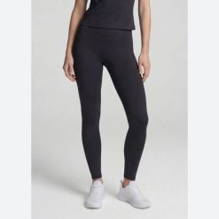 FABLETICS Damskie Legginsy Sportowe Wysoki Stan Oasis PureLuxe. Czarne legginsy sportowe damskie FABLETICS, l, bez wzorów, z elastanu, z podwyższonym stanem, na fitness i siłownię. Za 299.99 zł.
