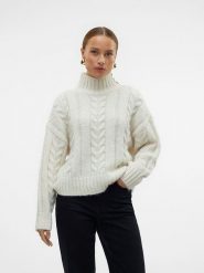 Vero Moda Sweter w kolorze białym rozmiar: M. Białe golfy damskie Vero Moda, m, bez wzorów, ze splotem, bez ramiączek. Za 149.45 zł.