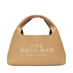 Torebka Marc Jacobs. Brązowe torebki klasyczne damskie MARC JACOBS, bez wzorów, bez dodatków. Za 1,399.00 zł.