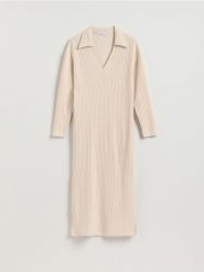 Dzianinowa sukienka z wiskozą - beżowy. Brązowe sukienki damskie Reserved, na co dzień, l, bez wzorów, z dzianiny, bez kołnierzyka, bez ramiączek, maxi, proste. Za 139.99 zł.