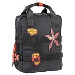 Plecak Cerda Stranger Things. Czarne plecaki damskie CERDA, bez wzorów, z materiału, wakacyjne. Za 286.00 zł.