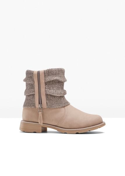 Botki. Brązowe botki damskie bonprix, z dzianiny, bez obcasa, bez zapięcia. Za 169.99 zł.