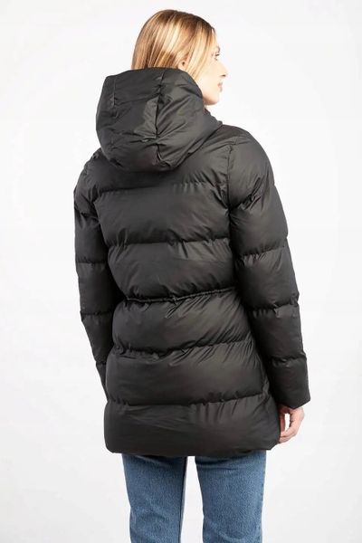 KURTKA DAMSKA ZIMOWA RAINS RK-15370-01B-M. Czarne kurtki damskie Rains, na zimę, m, bez wzorów, z dresówki, bez kaptura. Za 389.00 zł.