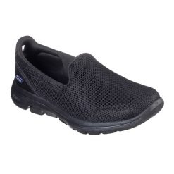 Buty damskie SKECHERS Go Walk 5. Czarne buty sportowe na co dzień damskie Skechers, bez wzorów. Za 269.99 zł.