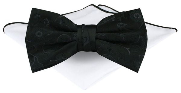 Mucha Męska z Poszetką - Chattier - Czarna z Fakturą Materiału. Czarne krawaty i muchy męskie Chattier, bez wzorów, eleganckie. Za 65.00 zł.