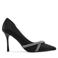 Szpilki DeeZee. Czarne szpilki DeeZee, bez wzorów, bez obcasa. Za 149.99 zł.