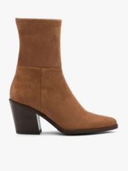Brązowe wyższe botki z tkaniny na słupku. Brązowe botki damskie Brawo sp. z o.o., z tkaniny, bez obcasa, na obcasie, bez zapięcia. Za 499.99 zł.