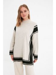 Trendyol Sweter w kolorze beżowo-czarnym rozmiar: S/M. Brązowe golfy damskie Trendyol, m, bez wzorów, ze splotem, bez ramiączek. Za 83.42 zł.