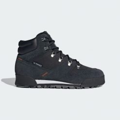 Buty Terrex Snowpitch Cold.Rdy Hiking. Brązowe buty trekkingowe męskie Adidas, na zimę, z materiału, bez zapięcia, primaloft. Za 595.50 zł.
