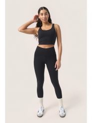 Soaked in Luxury Top w kolorze czarnym rozmiar: S. Czarne topy damskie Soaked in Luxury, s, bez wzorów, bez kołnierzyka. Za 73.93 zł.