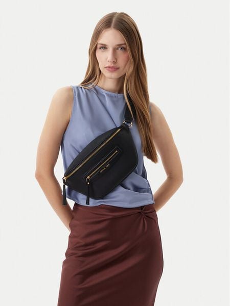 MICHAEL Michael Kors Torebka Jet Set 30S6GTVM2L Czarny. Czarne torebki klasyczne damskie MICHAEL Michael Kors, bez wzorów, ze skóry, bez dodatków. Za 1,159.00 zł.