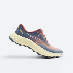Buty do biegania w terenie męskie Kiprun MT Cushion 2. Brązowe obuwie do biegania damskie KIPRUN. Za 449.99 zł.