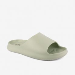 Klapki damskie Coqui. Zielone klapki damskie Coqui, bez wzorów, bez obcasa. Za 132.99 zł.