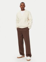 Guess Kardigan Z6YQ19 K4989 Kremowy Regular Fit. Białe kardigany męskie Guess, m, z aplikacjami, z bawełny, bez kołnierzyka. Za 394.99 zł.
