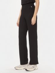 Calvin Klein Jeans Spodnie dzianinowe J20J222685 Czarny Straight Fit. Czarne spodnie materiałowe damskie Calvin Klein Jeans, bez wzorów, z dzianiny. Za 239.99 zł.