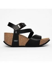 Sunbay Sandały "Cooma" w kolorze czarnym na koturnie rozmiar: 42. Czarne sandały damskie Sunbay, bez wzorów, z materiału, bez obcasa, na koturnie. Za 150.38 zł.