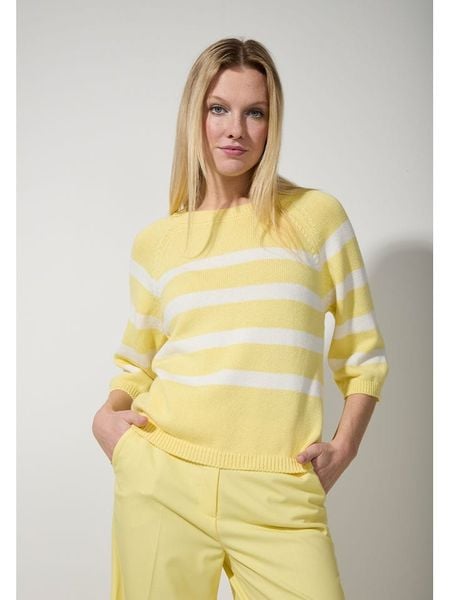 More & More Sweter w kolorze żółto-białym rozmiar: 40. Żółte swetry klasyczne damskie MORE & MORE, bez kołnierzyka. Za 109.52 zł.