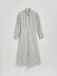 Koszulowa sukienka maxi - złamana biel. Sukienki damskie Reserved, l, bez wzorów, z tkaniny, bez kołnierzyka, bez ramiączek, maxi, koszulowe. W wyprzedaży za 139.99 zł.