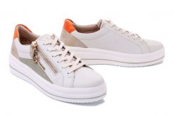 RIEKER REMONTE D1C01-81 white combination, półbuty damskie. Szare półbuty damskie Rieker Remonte, bez wzorów, ze skóry, bez obcasa. Za 389.90 zł.