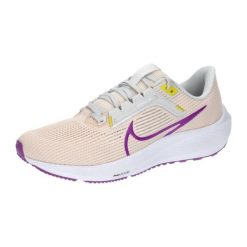 Buty do biegania Nike Air Zoom Pegasus 40 pomarańczowe. Brązowe obuwie do biegania damskie Nike. W wyprzedaży za 425.90 zł.
