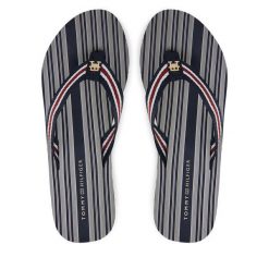 Japonki Tommy Hilfiger. Niebieskie klapki damskie Tommy Hilfiger, bez wzorów, bez obcasa. Za 139.99 zł.