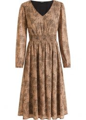 Sukienka szyfonowa z przeszyciem cienkimi gumkami. Brązowe sukienki damskie bonprix, bez wzorów, z szyfonu, eleganckie, bez kołnierzyka, bez ramiączek. Za 159.99 zł.