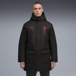 Męska kurtka treningowa na zimę AC Milan PUMA. Czarne kurtki treningowe męskie Puma, na zimę, l, bez wzorów, do piłki nożnej. Za 679.00 zł.