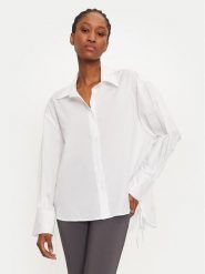 ViCOLO Koszula TS0336 Biały Regular Fit. Białe koszule damskie ViCOLO, l, bez wzorów, z bawełny, bez kołnierzyka, bez ramiączek. Za 319.99 zł.