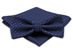 Granatowa Mucha Męska - ALTIES - w Kratkę z Taką Samą Poszetką. Niebieskie krawaty i muchy męskie Alties, bez wzorów, eleganckie. Za 54.00 zł.