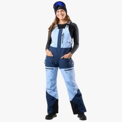 Spodnie narciarskie Kobieta Swedemount Freeride Bib Pants wodoodporne. Niebieskie spodnie materiałowe damskie SWEDEMOUNT, bez wzorów, sportowe. Za 899.99 zł.