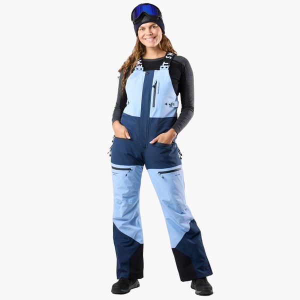 Spodnie narciarskie Kobieta Swedemount Freeride Bib Pants wodoodporne. Niebieskie spodnie materiałowe damskie SWEDEMOUNT, bez wzorów, sportowe. Za 899.99 zł.