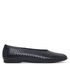 Baleriny Vagabond Shoemakers. Czarne baleriny damskie Vagabond Shoemakers, bez wzorów, bez obcasa. Za 609.99 zł.