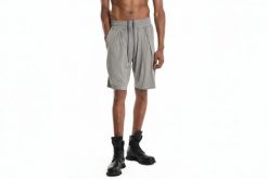 La Haine Inside Us Szorty | 3M M1240 | Mężczyzna | Szary, Zielony. Szare szorty męskie La Haine Inside Us, z bawełny, bez kołnierzyka. W wyprzedaży za 459.00 zł.