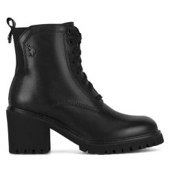Trzewiki U.S. Polo Assn. Czarne botki damskie U.S. Polo Assn., bez obcasa, na słupku, bez zapięcia. Za 399.99 zł.