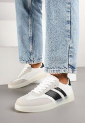 Białe Sneakersy Typu Kultowe Tenisówki na Półtransparentnej Podeszwie Ulinera. Białe trampki i tenisówki damskie Born2be, bez wzorów, z jeansu. Za 84.99 zł.