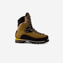 Buty alpinistyczne La Sportiva Karakorum EVO GTX wodoodporne. Brązowe buty trekkingowe męskie La Sportiva, z gore-texu, przed kolano, bez zapięcia, outdoorowe, gore-tex. Za 999.99 zł.
