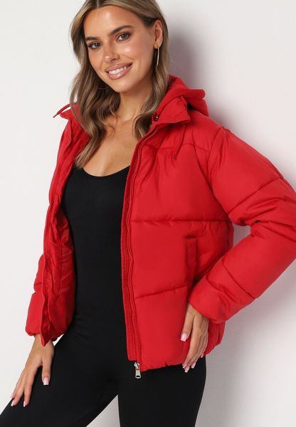 Czerwona Pikowana Kurtka z Kapturem Mivuna. Czerwone kurtki damskie Born2be, l, bez wzorów, z jeansu, z kapturem. Za 129.99 zł.