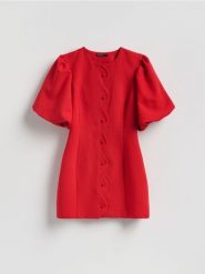 Sukienka z bufiastymi rękawami - czerwony. Czerwone sukienki damskie Reserved, l, bez wzorów, z tkaniny, bez kołnierzyka, bez ramiączek, dopasowane. Za 179.99 zł.