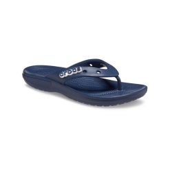 Japonki unisex Crocs Navy Classic Flip. Niebieskie klapki damskie Crocs, bez wzorów, z materiału, bez obcasa. Za 207.00 zł.